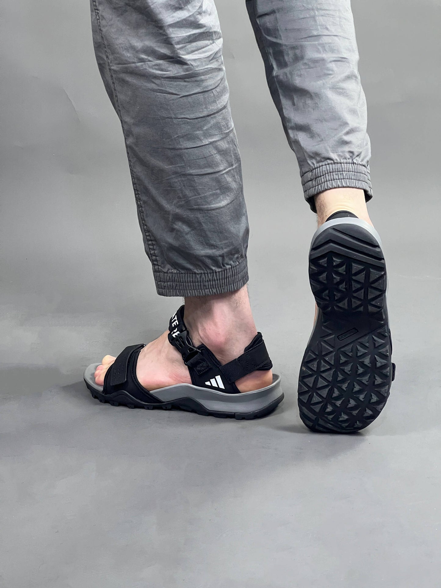 Sandal Adidas Terrex Gris