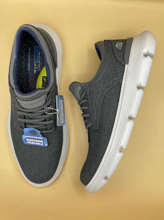 Skechers Classic Fit