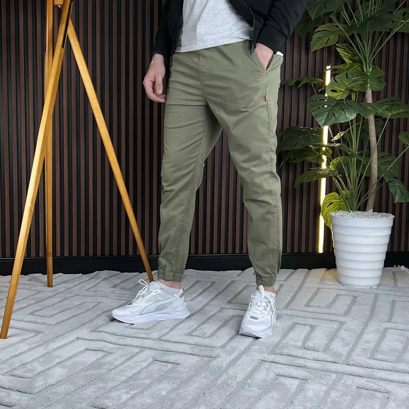 Cargo Sans Poches Départ STD