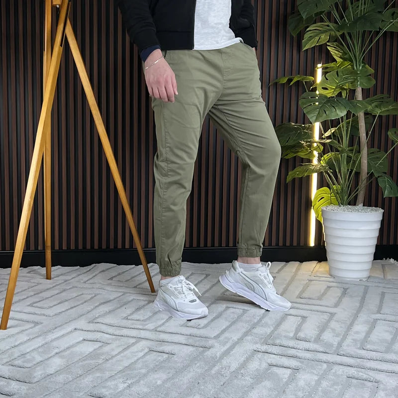 Cargo Sans Poches Départ STD